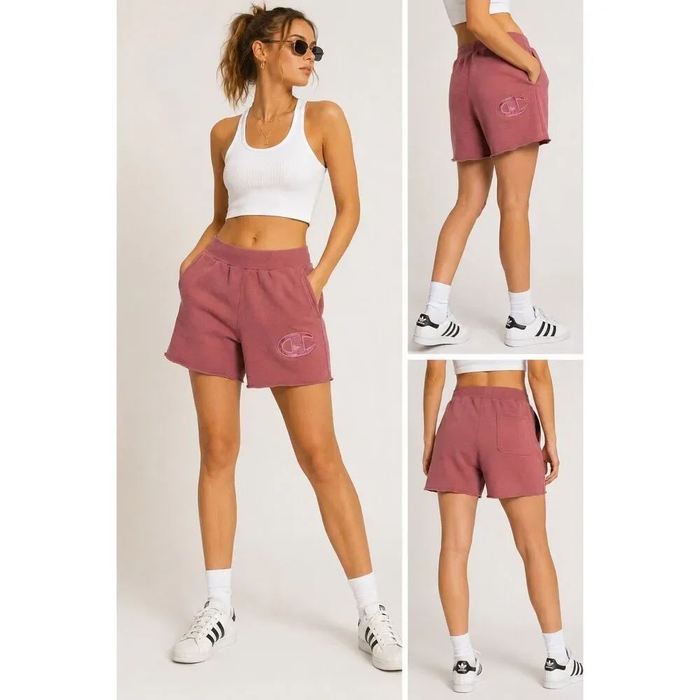 Champion Reverse Weave Women’s Pink Sweat Shorts Logo Embroidered Size Small